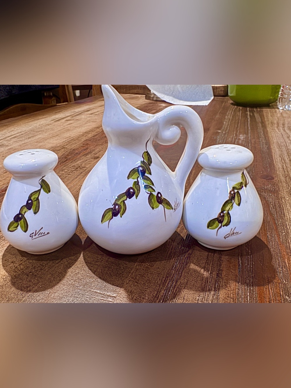 Made in Italy White Ceramic olive oil set beautiful and one of a kind!